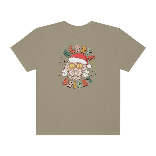 Groovy Merry & Bright Retro Christmas T-Shirt