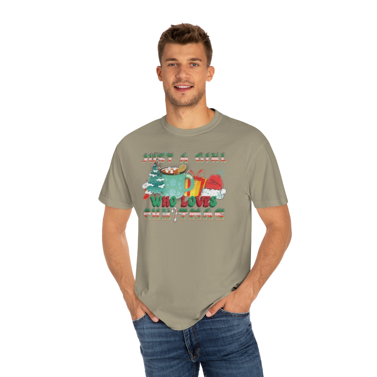 Just a Girl That Loves Christmas Retro Christmas Tshirt