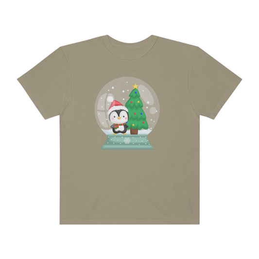 Cute Penguin Snowglobe Christmas Tshirt