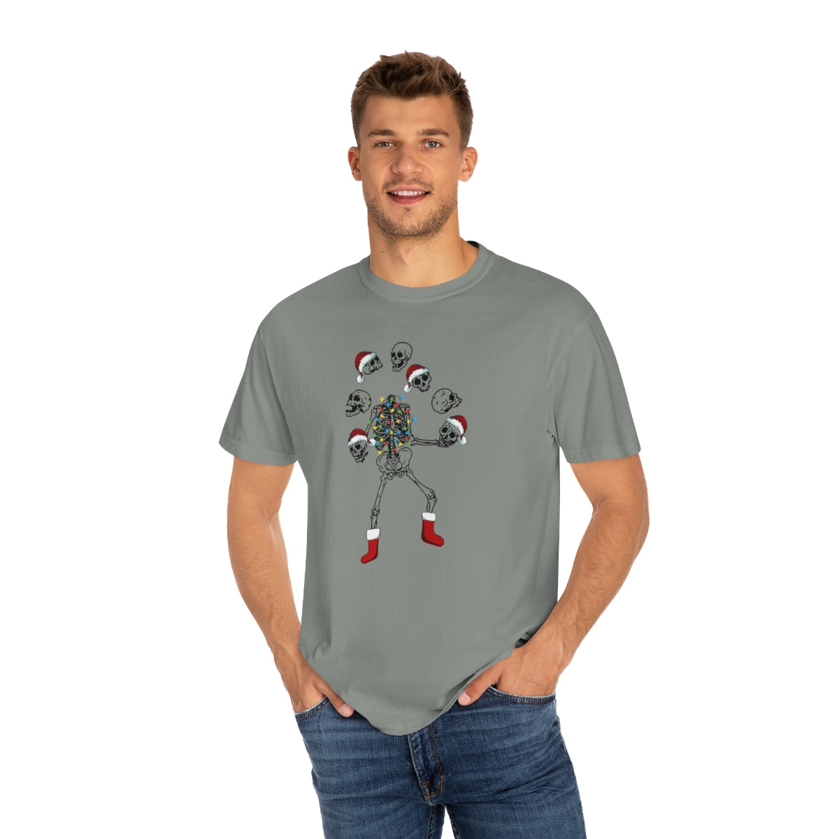 Skeleton Juggling Heads Funny Christmas Tshirt