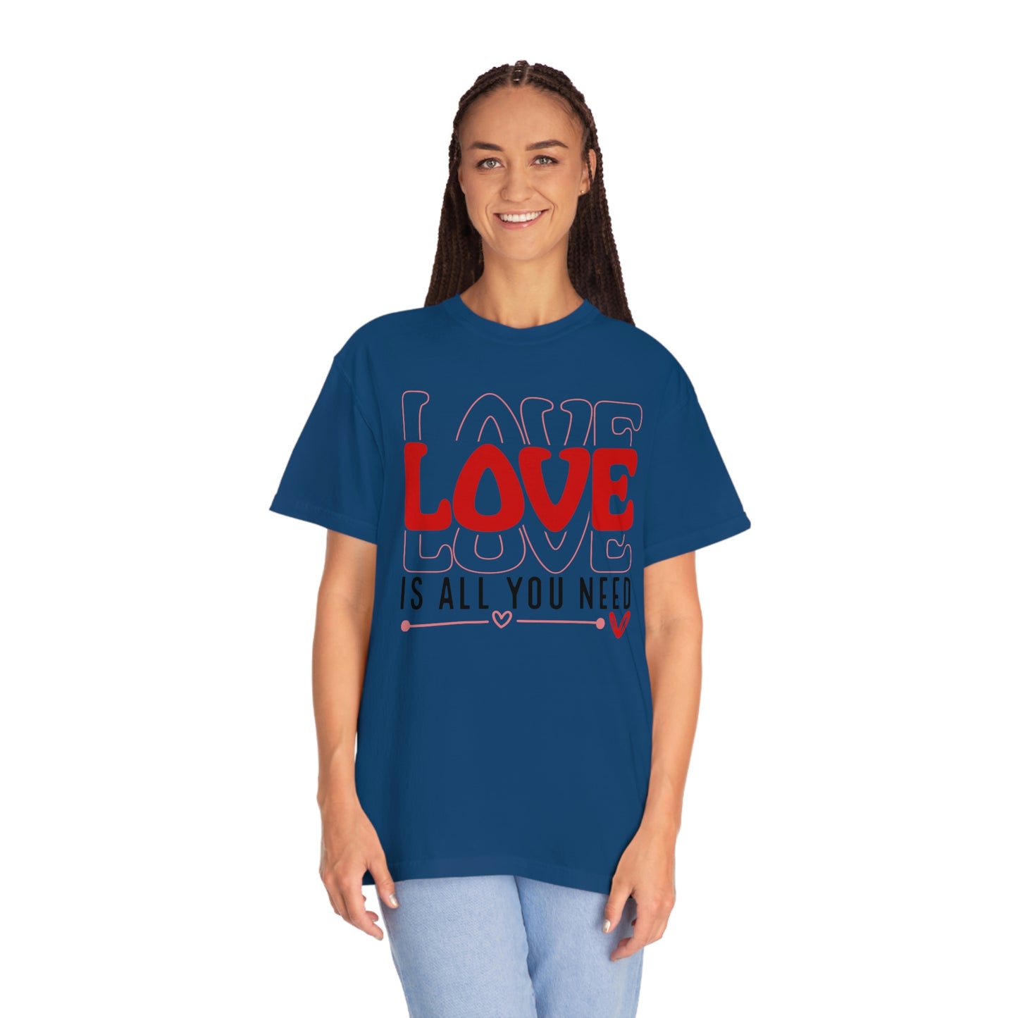 Red Heart Love is All You Need alentines Day Tshirt