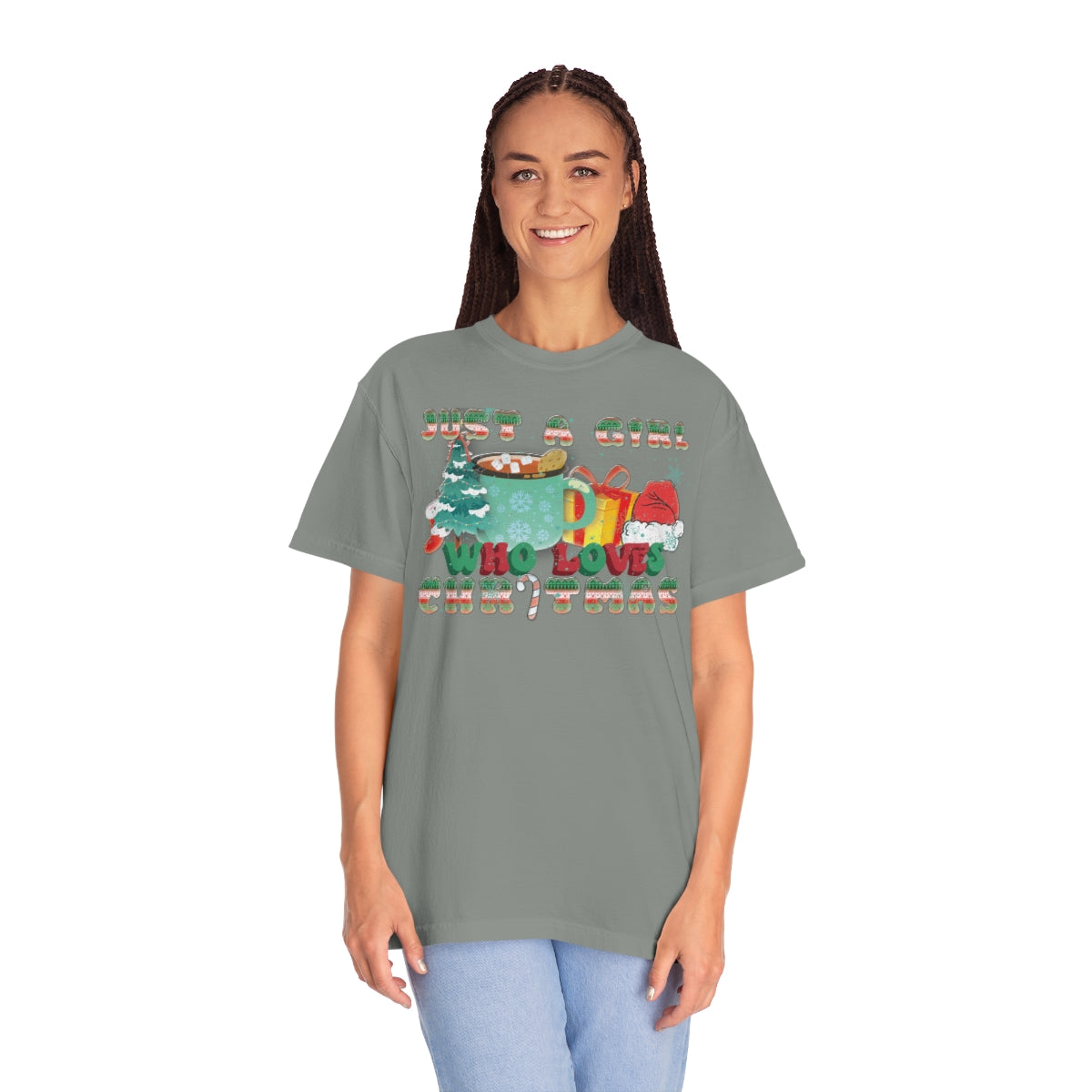 Just a Girl That Loves Christmas Retro Christmas Tshirt