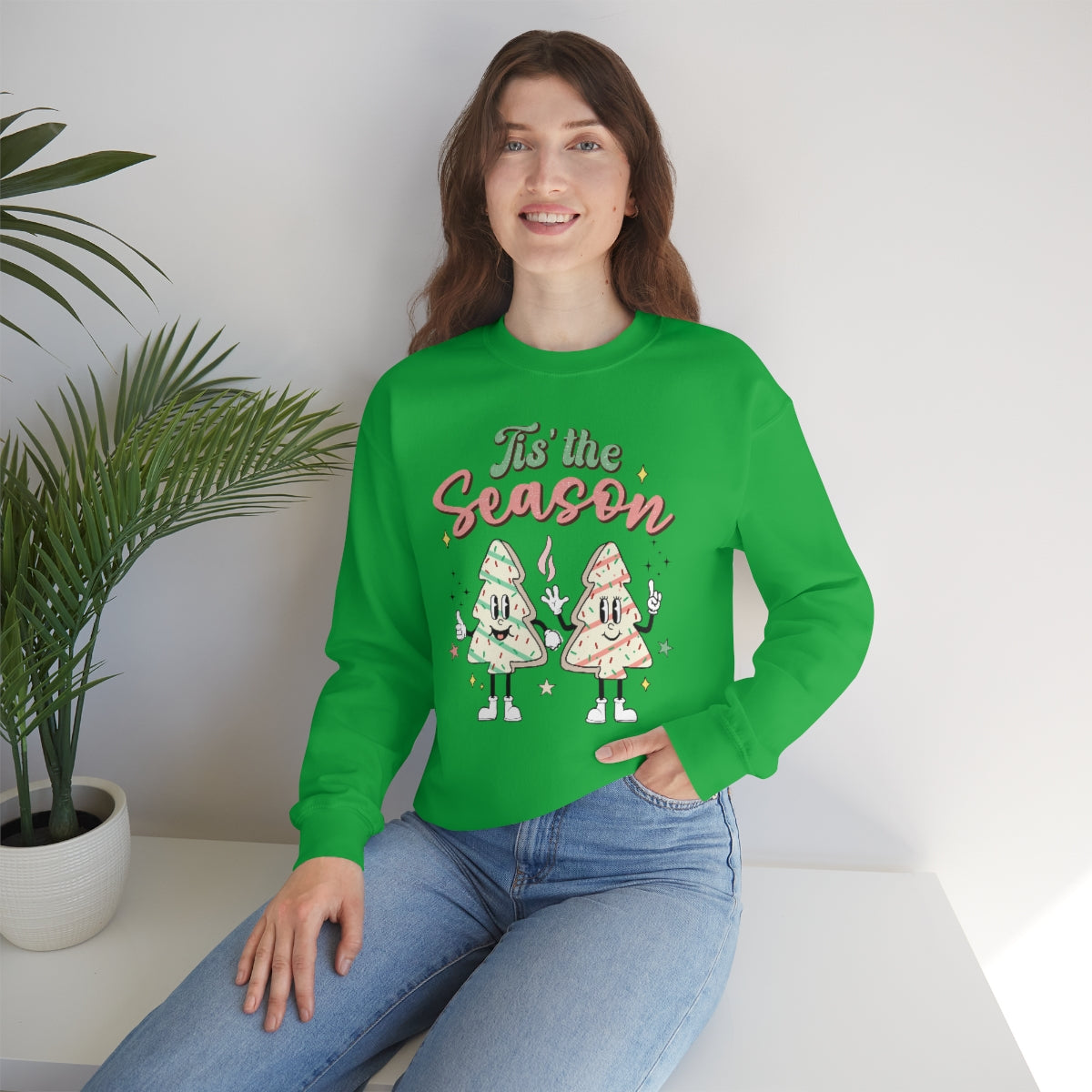 Tis the Season Cute Retro Vintage Tree & Treat Christmas Sweatshirt